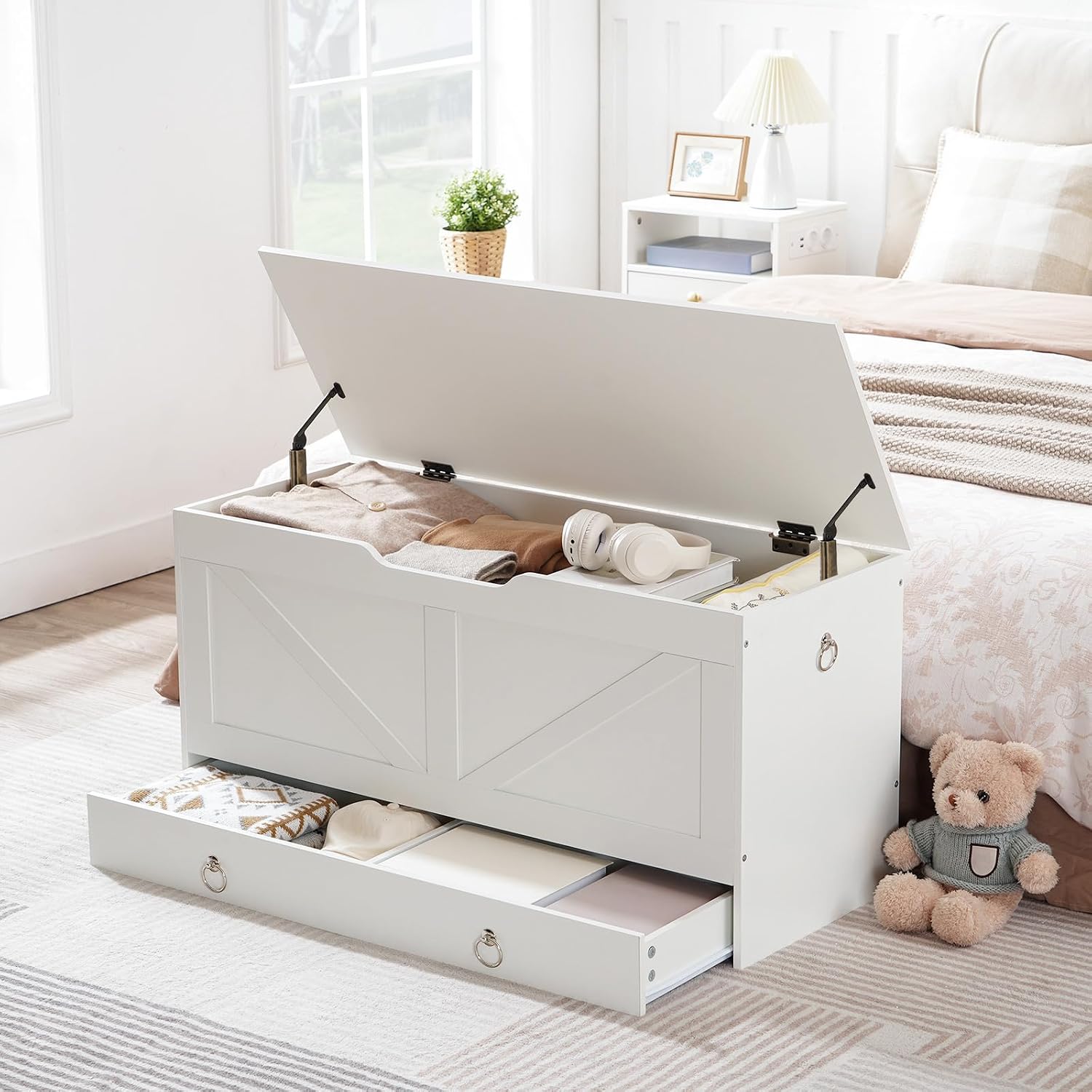White 39.3" Wooden Storage Bench Chest