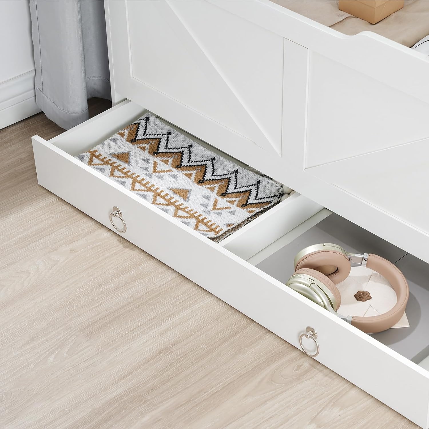 White 39.3" Wooden Storage Bench Chest
